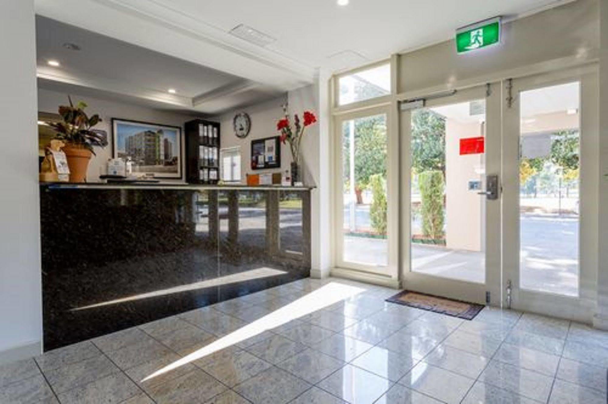 Baileys Parkside Motel By Vetroblu Perth Exterior foto